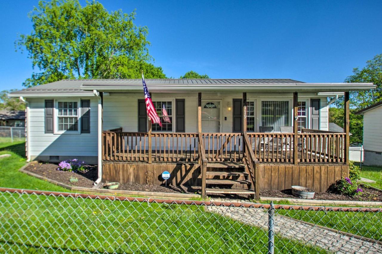Dog-Friendly Fayetteville Home With Hot Tub! Eksteriør billede