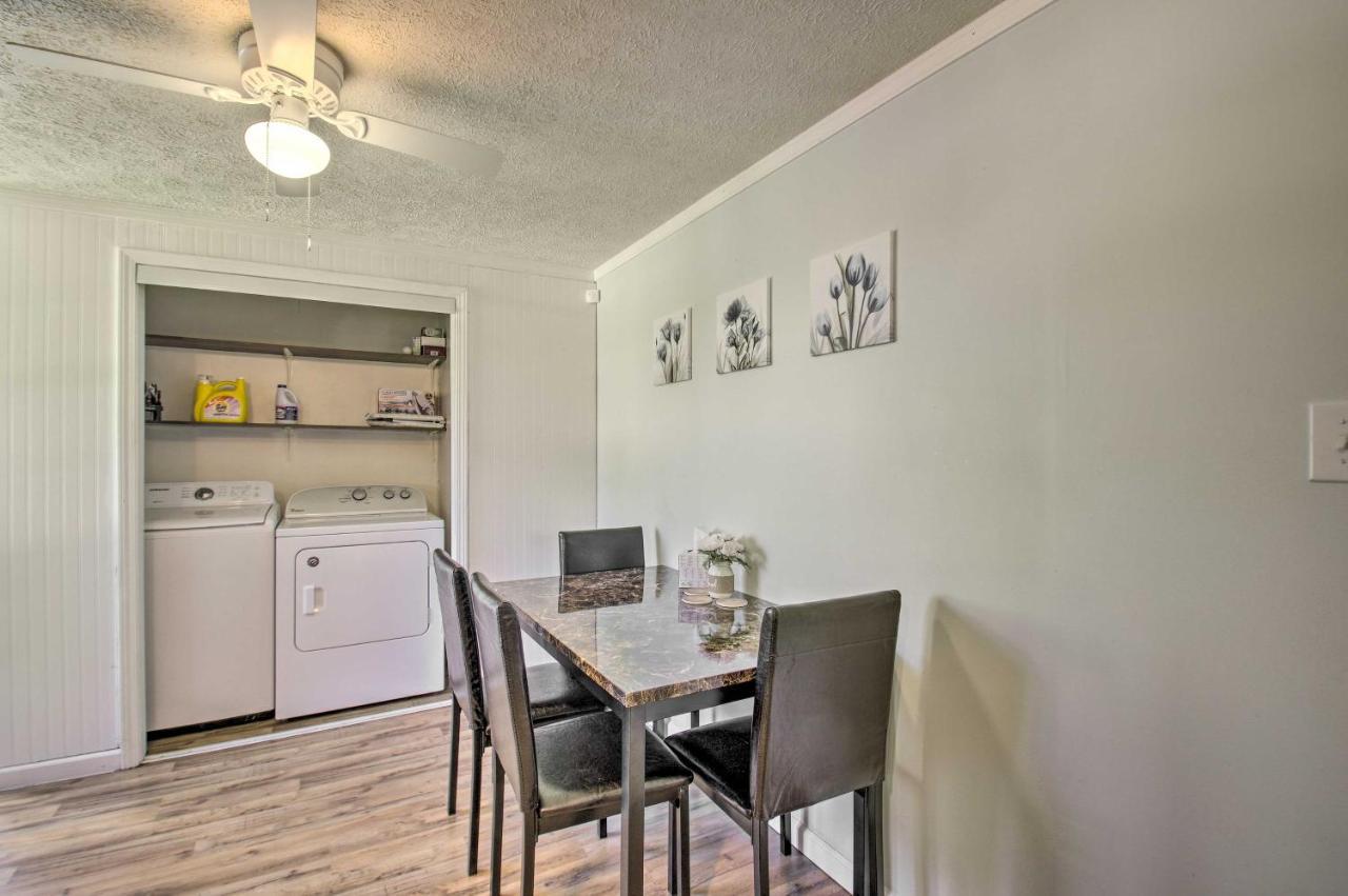 Dog-Friendly Fayetteville Home With Hot Tub! Eksteriør billede