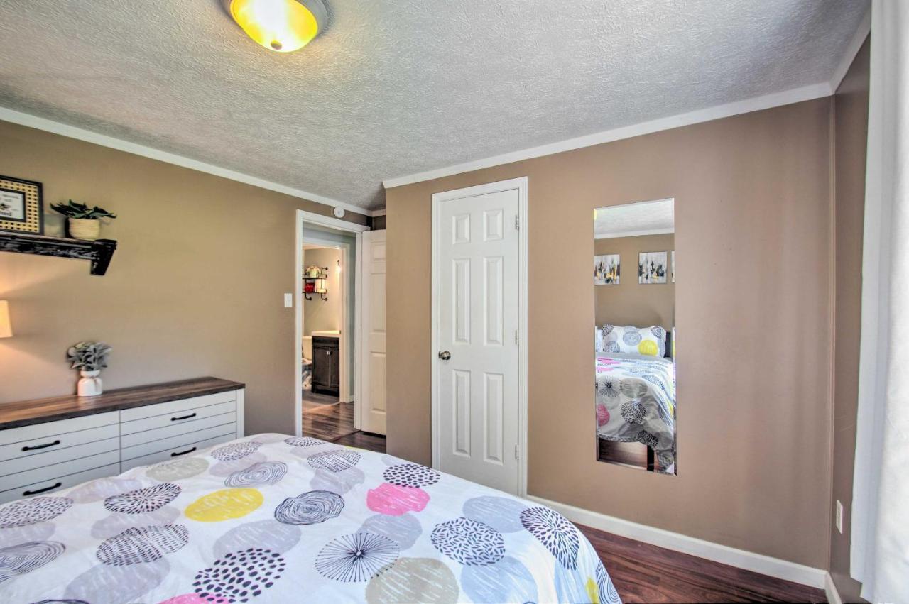 Dog-Friendly Fayetteville Home With Hot Tub! Eksteriør billede