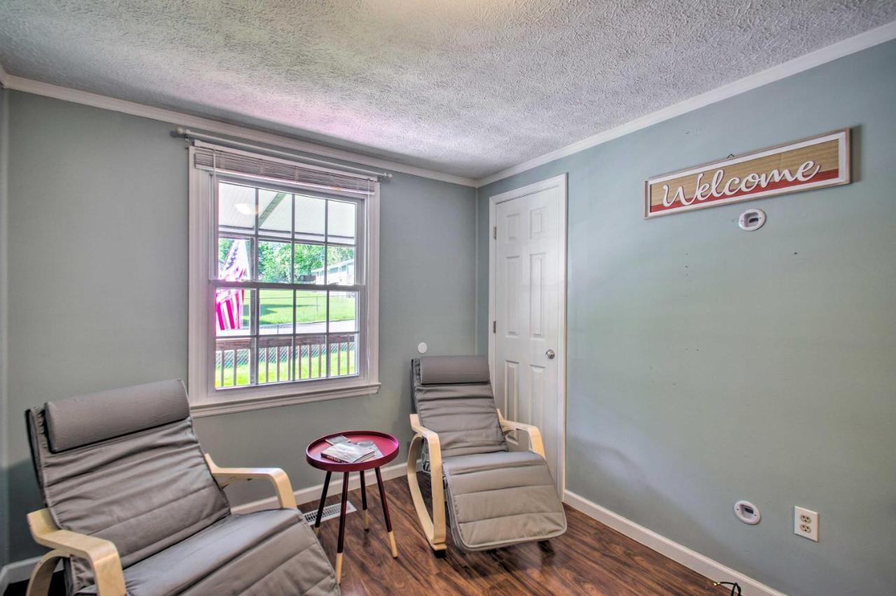 Dog-Friendly Fayetteville Home With Hot Tub! Eksteriør billede