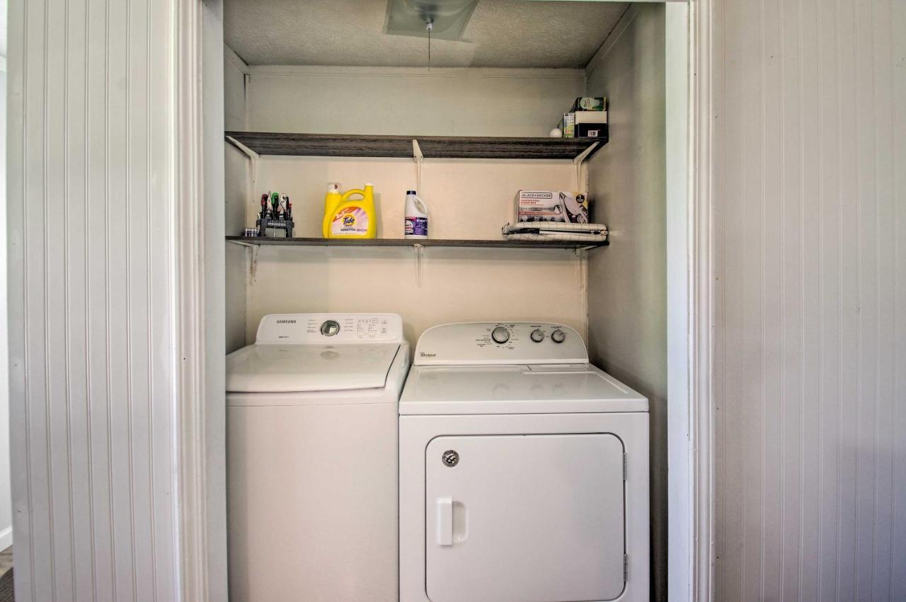 Dog-Friendly Fayetteville Home With Hot Tub! Eksteriør billede
