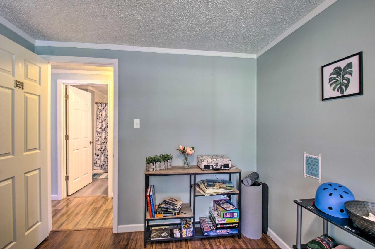 Dog-Friendly Fayetteville Home With Hot Tub! Eksteriør billede